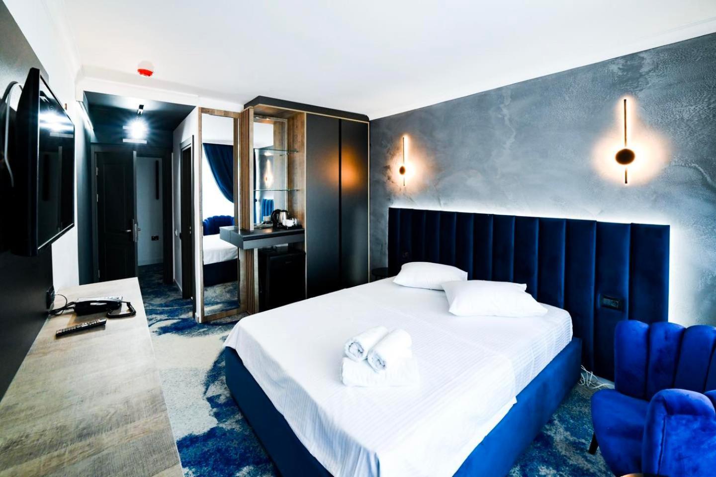 Hotel Topaz 4* Cap Aurora Bagian luar foto